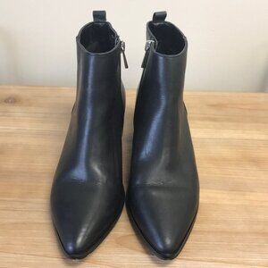 En Thread Elorie Ankle Boot